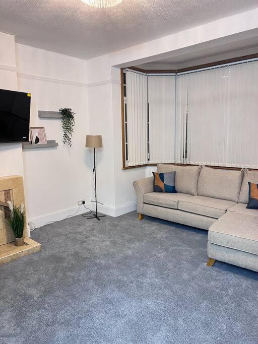Spacious 3 Bed Flat - Beach Nearby - No Pets 桑斯安 外观 照片